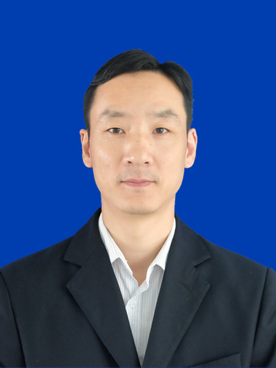 张孝震一寸照.jpg