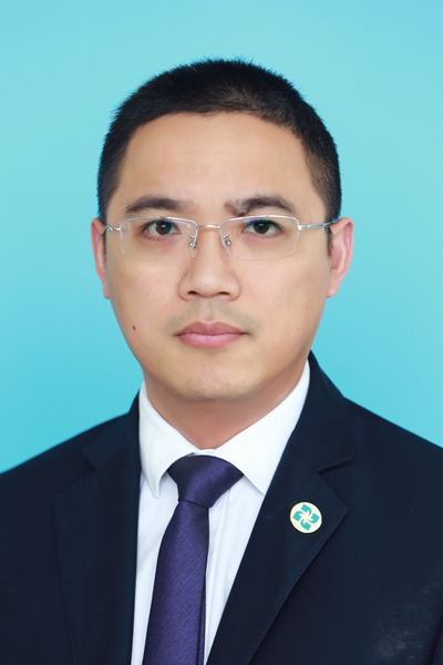 证件照_副本.jpg