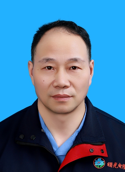 证件照_副本.jpg