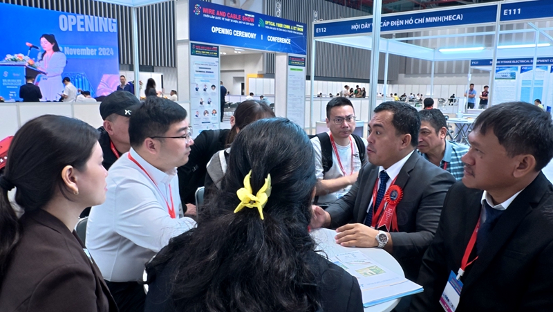 1764053824694131.jpg 展会现场4_副本.jpg